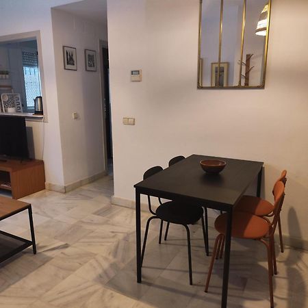 Apartamento San Luis. Plaza De Parking Gratis!!! Seville Ngoại thất bức ảnh
