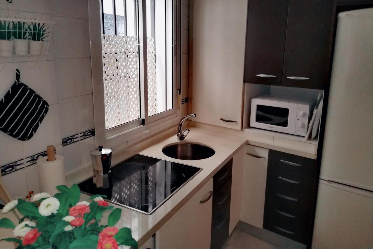 Apartamento San Luis. Plaza De Parking Gratis!!! Seville Ngoại thất bức ảnh