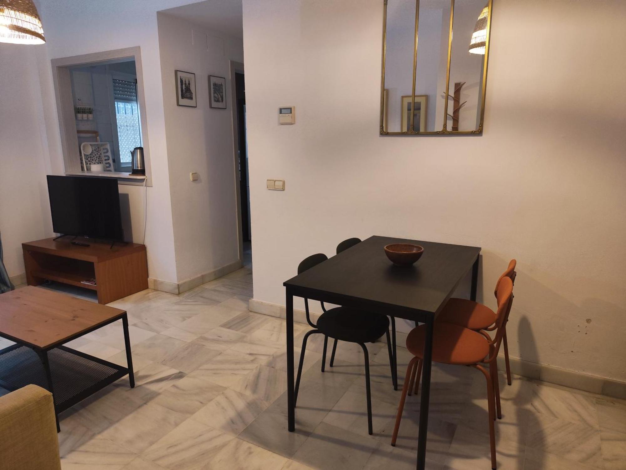 Apartamento San Luis. Plaza De Parking Gratis!!! Seville Ngoại thất bức ảnh