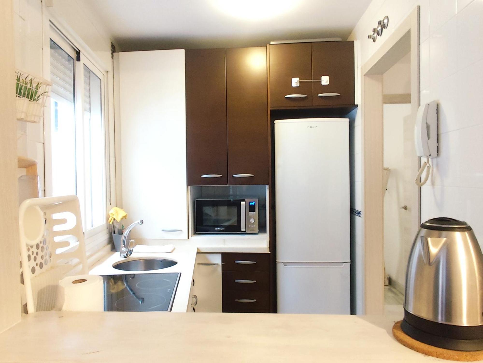 Apartamento San Luis. Plaza De Parking Gratis!!! Seville Ngoại thất bức ảnh